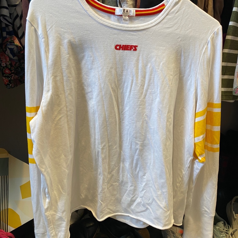 Kansas City Chiefs top with cute sleeve detail size xl